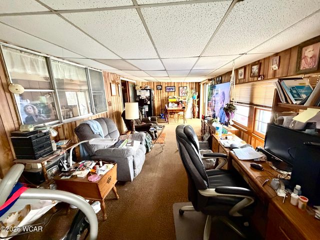 2224 N Metcalf Street, Lima, OH 45801