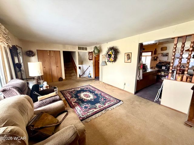 2224 N Metcalf Street, Lima, OH 45801