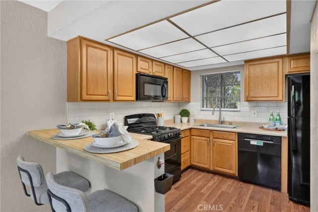 2901 W Ball 4, Anaheim, CA 92804