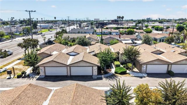 2901 W Ball 4, Anaheim, CA 92804