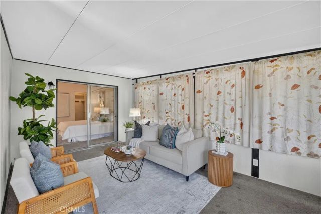 2901 W Ball 4, Anaheim, CA 92804