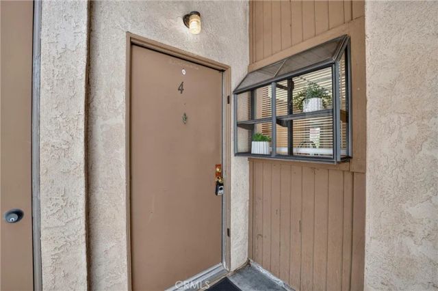 2901 W Ball 4, Anaheim, CA 92804