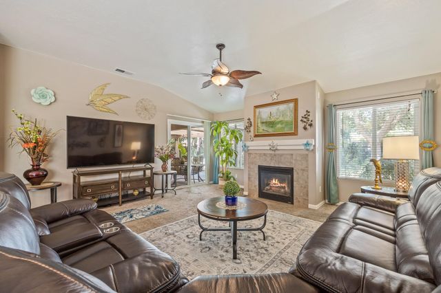 3624 N Jackie Street, Visalia, CA 93291