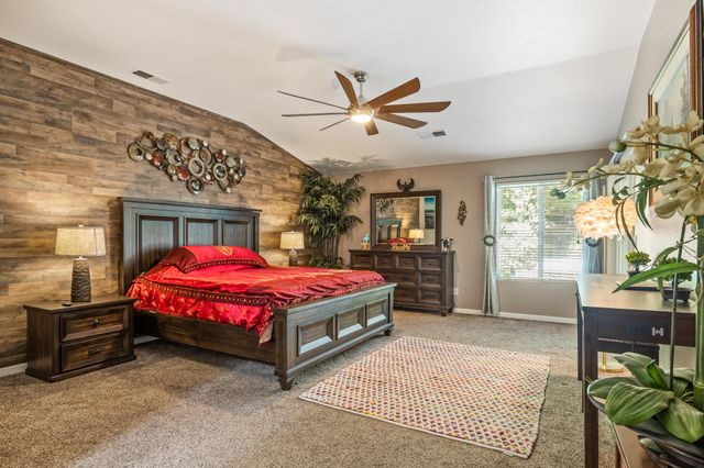 3624 N Jackie Street, Visalia, CA 93291