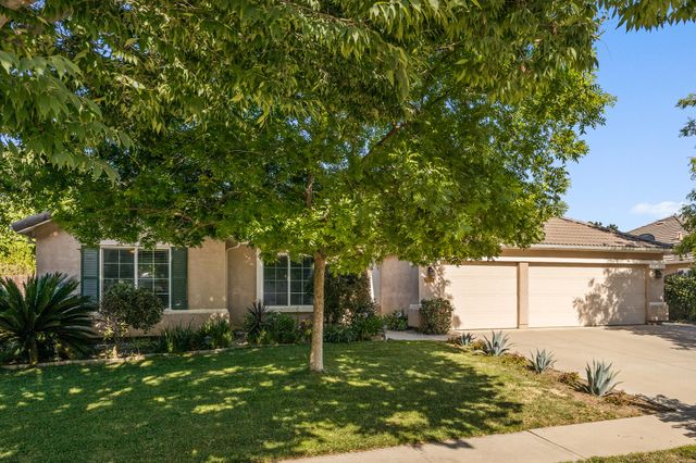3624 N Jackie Street, Visalia, CA 93291