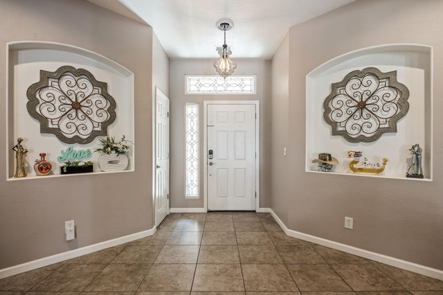 3624 N Jackie Street, Visalia, CA 93291