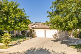 3624 N Jackie Street, Visalia, CA 93291