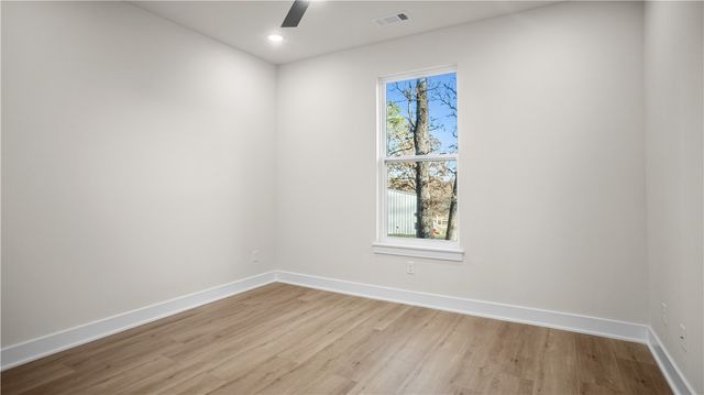 8360 Pleasant Valley Road, Decatur, AR 72722