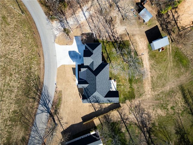 8360 Pleasant Valley Road, Decatur, AR 72722