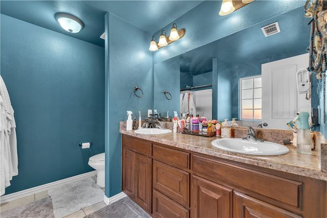 2914 E Street, Rogers, AR 72758