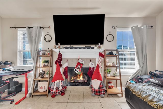 2914 E Street, Rogers, AR 72758