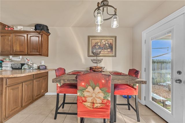 2914 E Street, Rogers, AR 72758