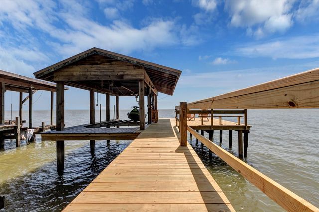 354 Edgewater Way, Point Blank, TX 77364