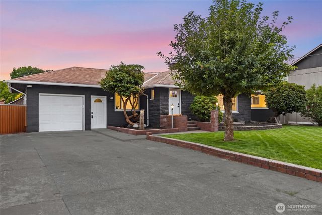 1202 22nd Street NE, Auburn, WA 98002