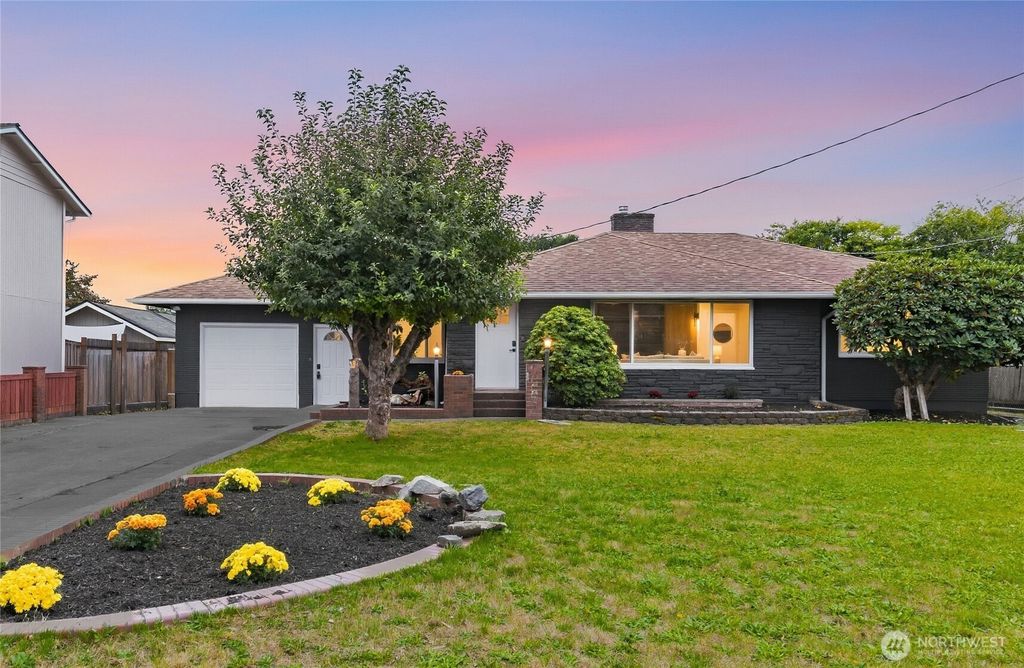 1202 22nd Street NE, Auburn, WA 98002