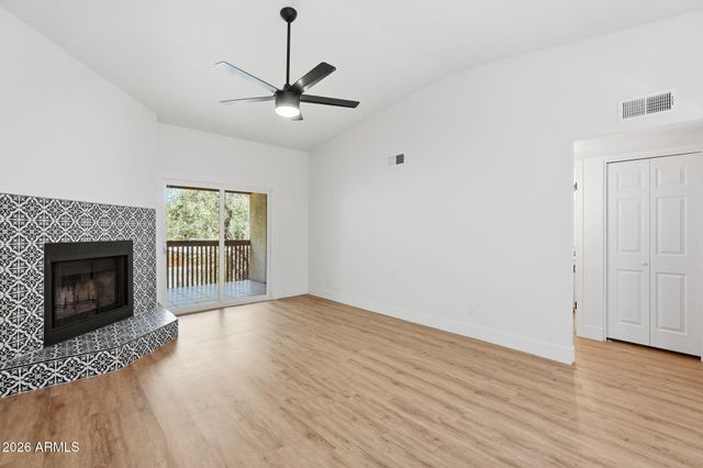 2515 N 52ND Street 208, Phoenix, AZ 85008