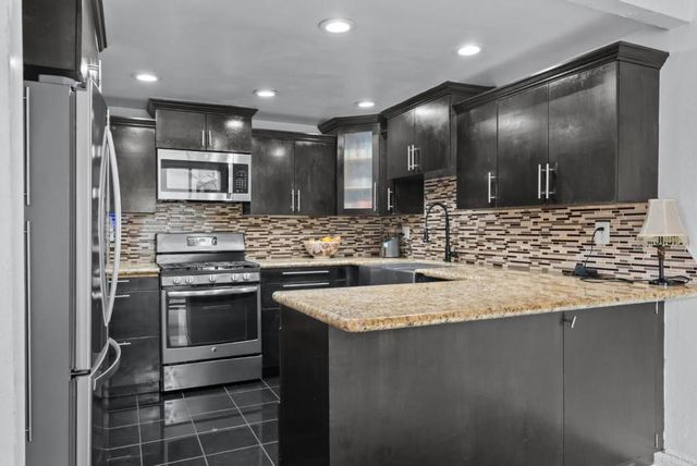 2211 Durasno Lane, Spring Valley, CA 91977