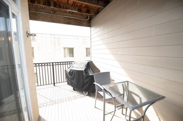 1619 N Farwell AVENUE #201, Milwaukee, WI 53202