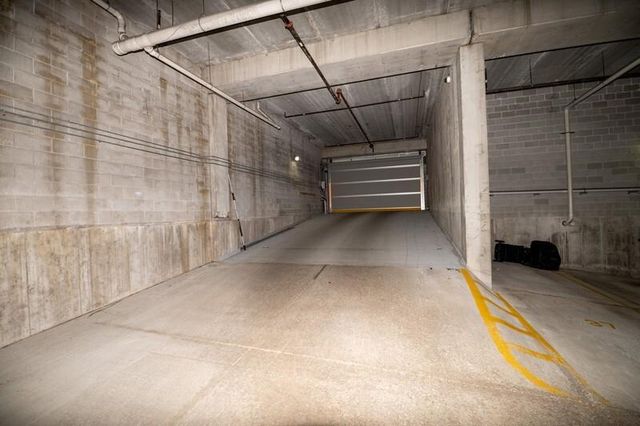 1619 N Farwell AVENUE #201, Milwaukee, WI 53202