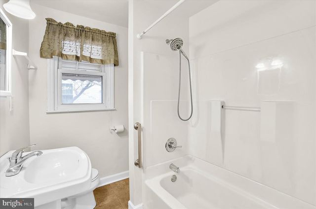 631 CRESSWELL RD, Baltimore, MD 21225