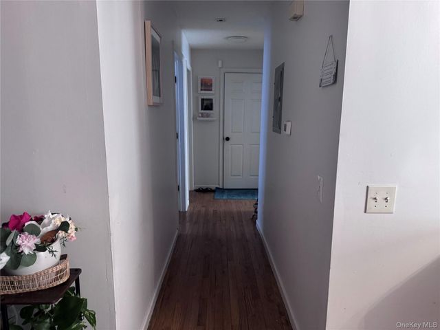 9703 191st Street, Hollis, NY 11423