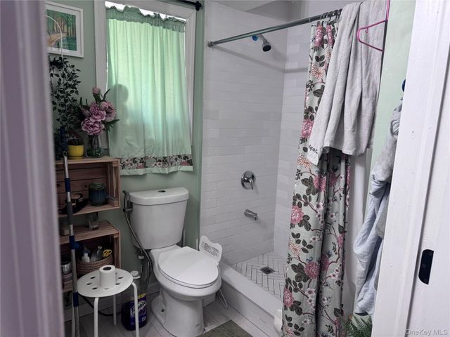 9703 191st Street, Hollis, NY 11423
