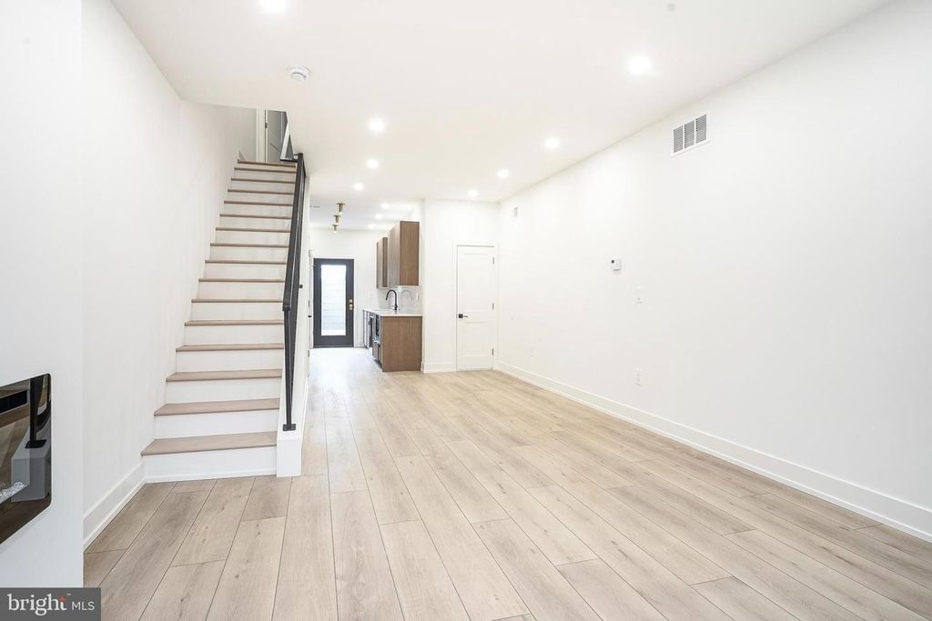 1115 FITZGERALD ST, Philadelphia, PA 19148