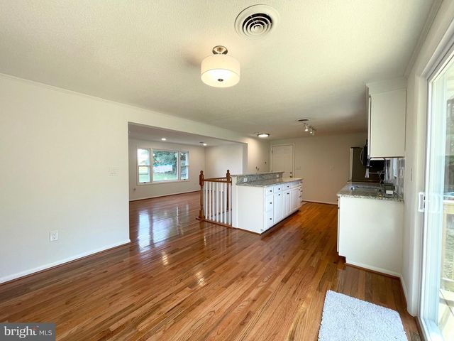 9715 SPENCER, Ijamsville, MD 21754
