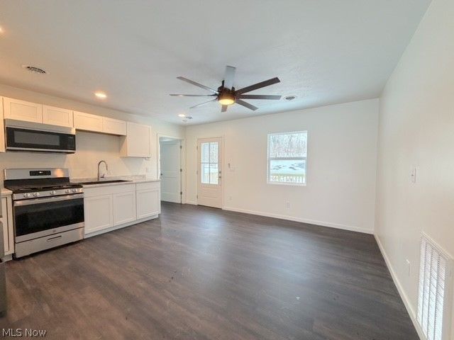 1634 Roxford Church Road SE, Dennison, OH 44621