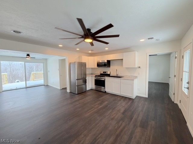 1634 Roxford Church Road SE, Dennison, OH 44621