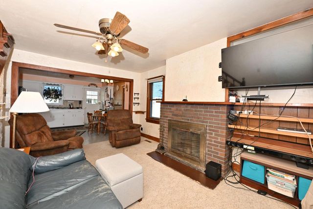 W944 Shorewood DRIVE, East Troy, WI 53120