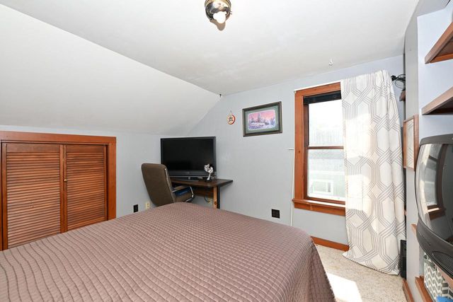 W944 Shorewood DRIVE, East Troy, WI 53120