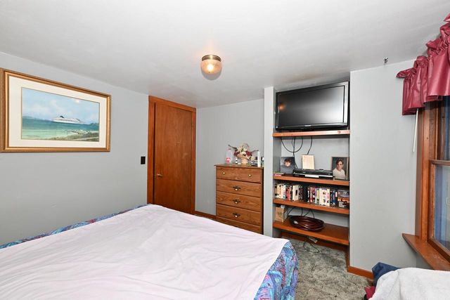 W944 Shorewood DRIVE, East Troy, WI 53120