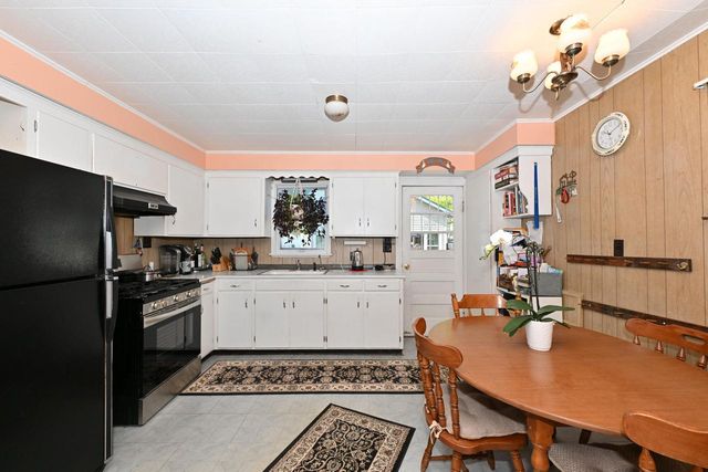 W944 Shorewood DRIVE, East Troy, WI 53120