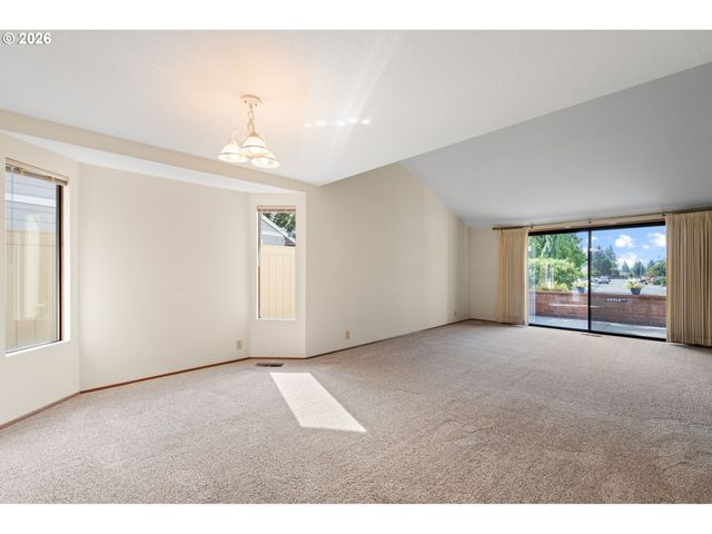 15614 Se 23RD St, Vancouver, WA 98683