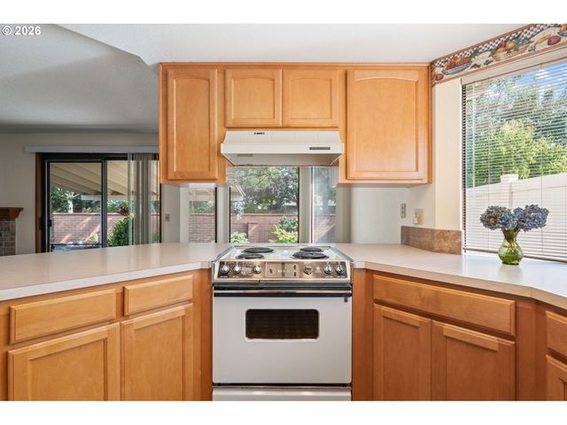 15614 Se 23RD St, Vancouver, WA 98683
