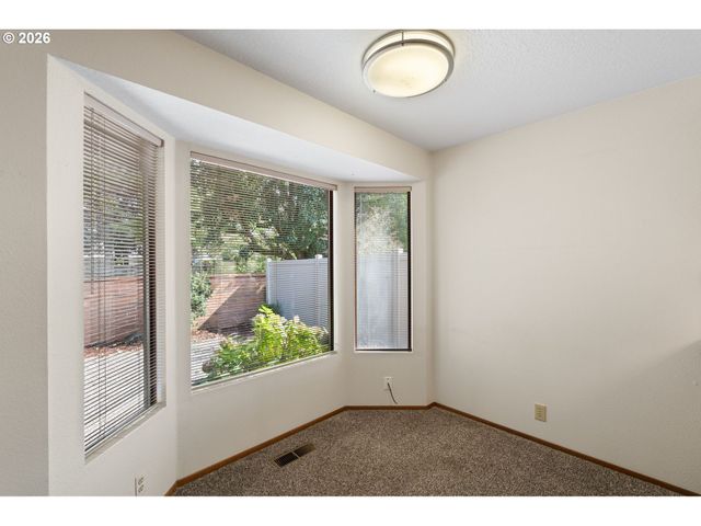 15614 Se 23RD St, Vancouver, WA 98683