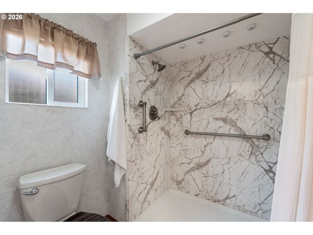 15614 Se 23RD St, Vancouver, WA 98683
