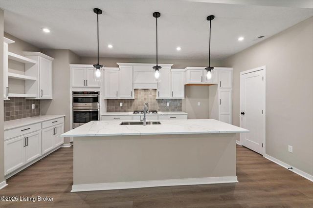 10509 Vista View Dr, Louisville, KY 40291