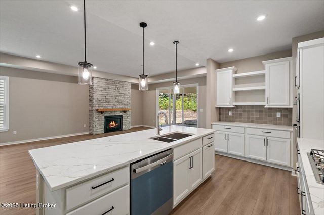 10509 Vista View Dr, Louisville, KY 40291