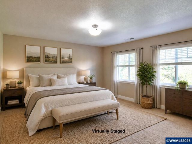 957 SW Fellows St, Mcminnville, OR 97128