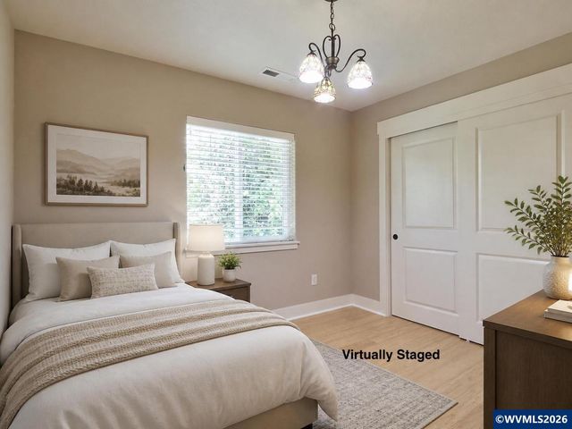 957 SW Fellows St, Mcminnville, OR 97128