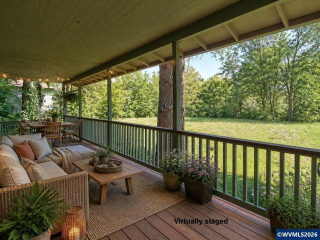 957 SW Fellows St, Mcminnville, OR 97128