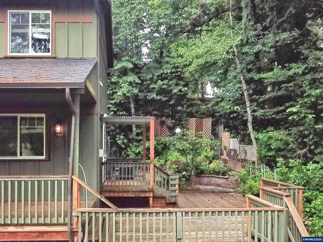 957 SW Fellows St, Mcminnville, OR 97128