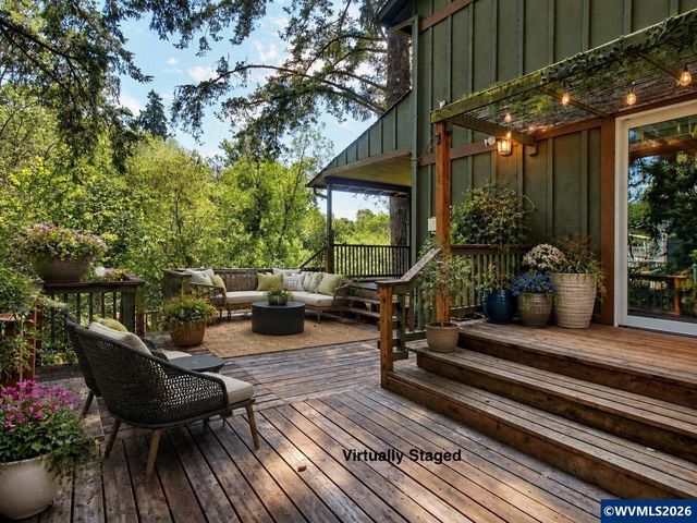 957 SW Fellows St, Mcminnville, OR 97128
