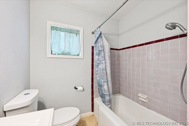 2420 N Oxford Avenue, Tulsa, OK 74115