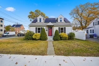 803 Armory St, Springfield, MA 01107