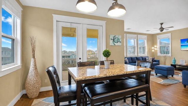 4118 Green Heron Drive, Galveston, TX 77554