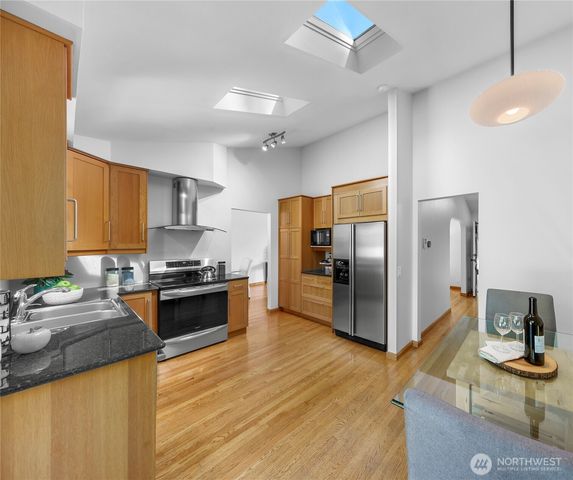 13800 SE 21st Street, Bellevue, WA 98005
