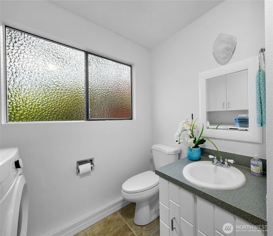 13800 SE 21st Street, Bellevue, WA 98005